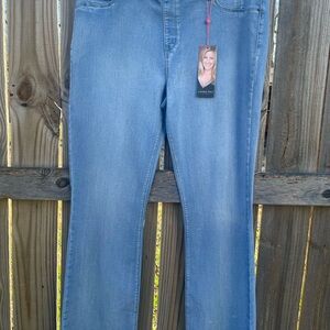 Laurie Felt Vintage Classic Tall Silky High Heel Bell Denim Womens Jeans NWT